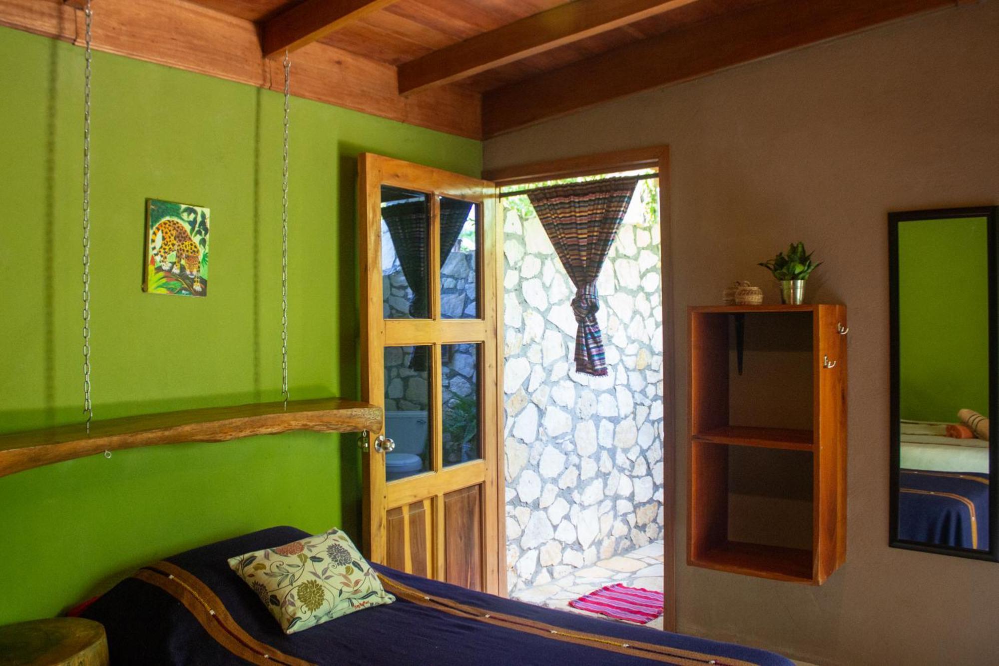 Alice Guesthouse El Remate Esterno foto
